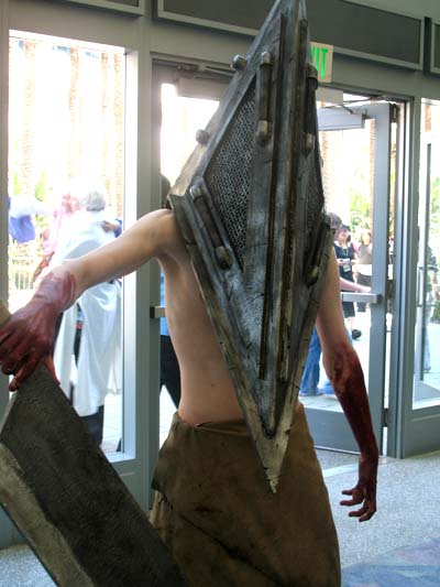 Pyramid Head Cosplay 05