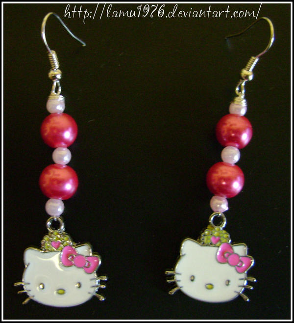 earrings of pearls hello kitty