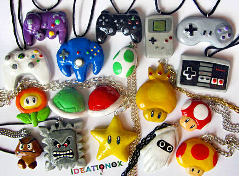 Gamer - Nintendo - Mario Necklaces