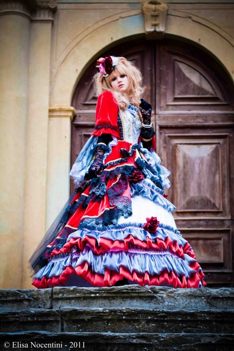 Versailles: HIZAKI