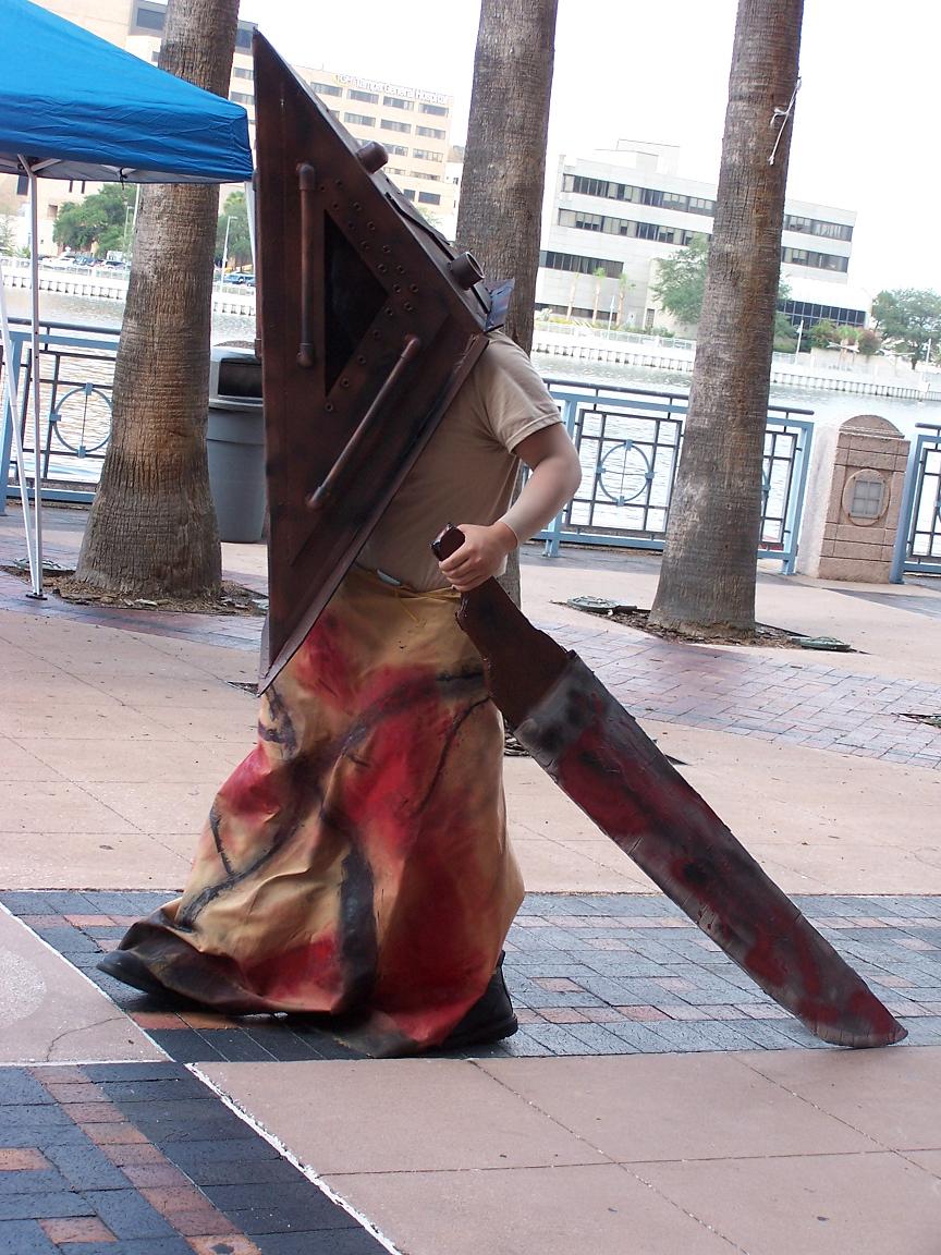 Metrocon 2007 - Pyramid Head