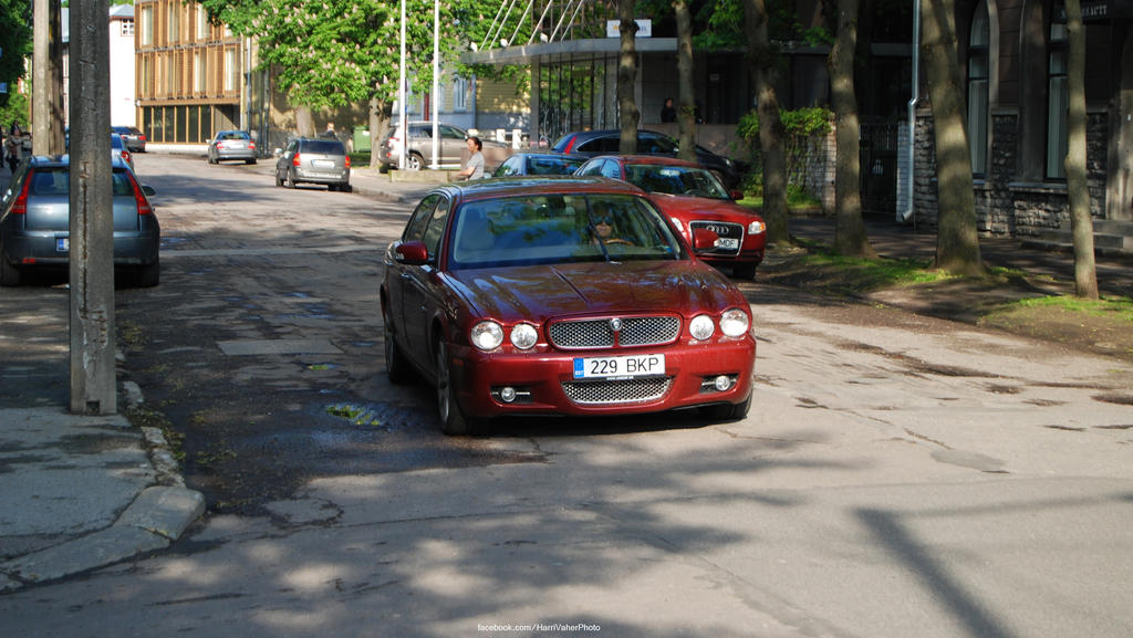 Jaguar XJ8 L