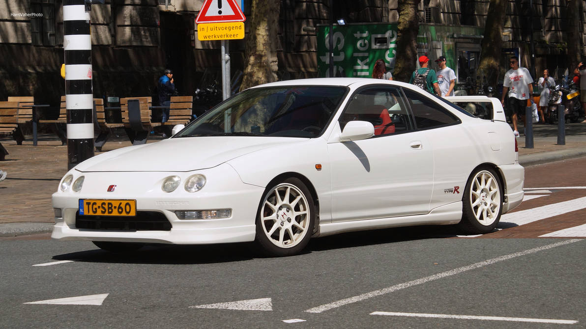 type r by ShadowPhotography on DeviantArt
