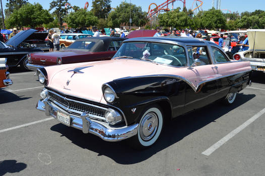 1955 Ford Fairlane IV