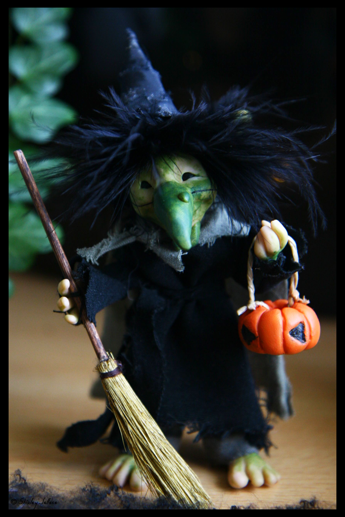 Halloween Witch Troll