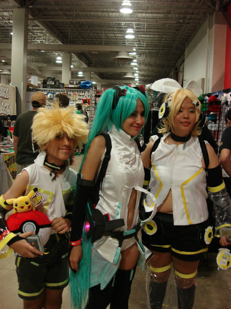 Miku Hatsune Rin Kagamine Len Kagamine Append