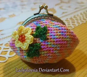Purse with flower