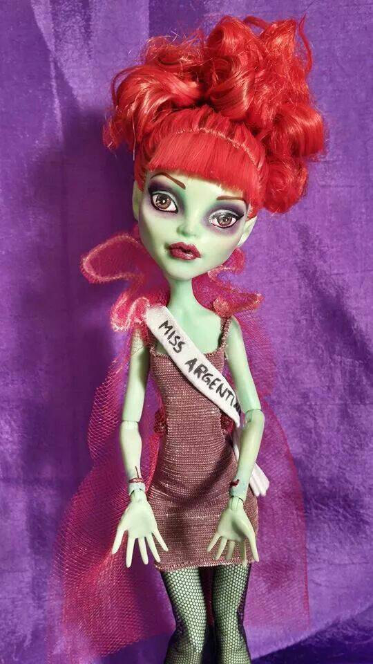 OOAK Miss Argentina doll repaint