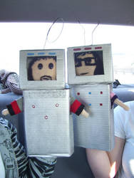 Bret and Jemaine Robots