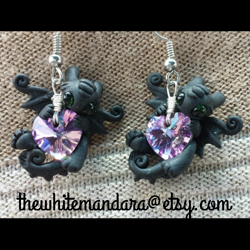 purple heart night-furry toothless earrings