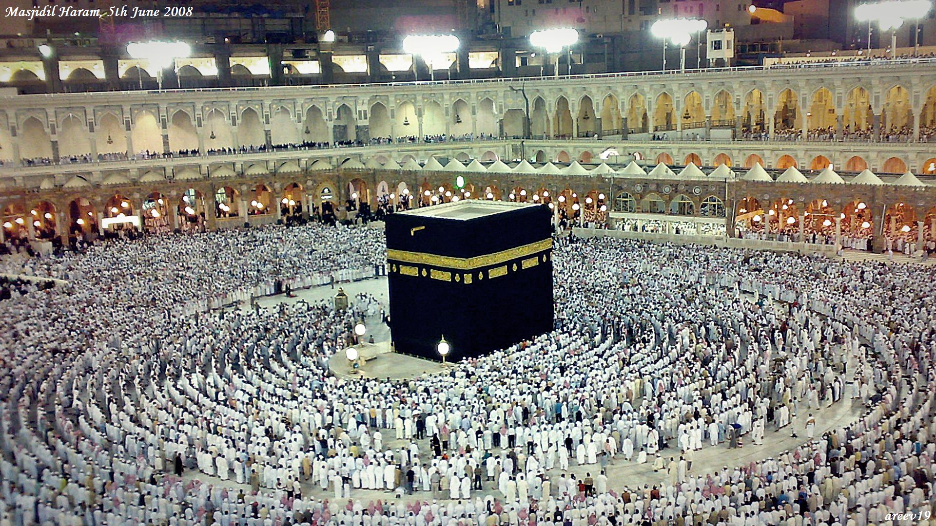 Masjid al-Haram - Mecca (wallpaper) by areev19 on DeviantArt Masjid al-Haram - Mecca (wallpaper) by areev19 on DeviantArt