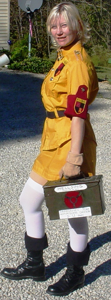 Seras Outfit 1of4