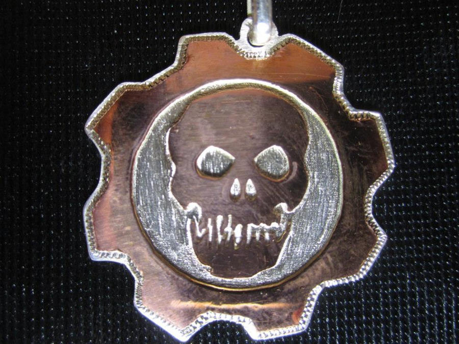 Gears of War: Gear Pendant - 4