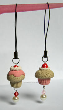 More Cupcake Phone Charms x