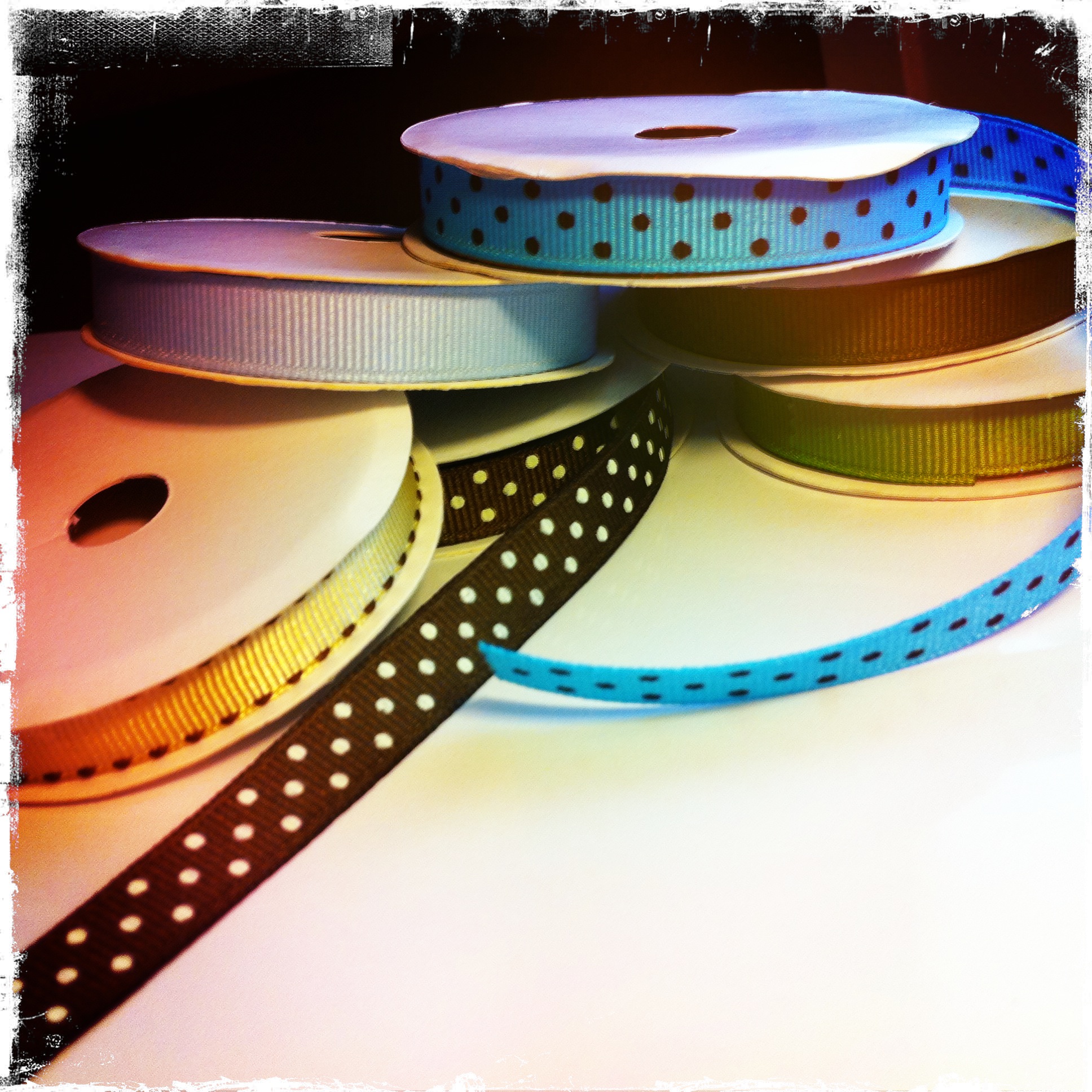 Ribbons by Ruben-P on DeviantArt