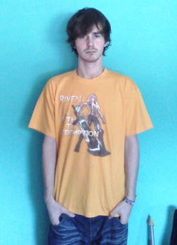 LoL: Riven T-Shirt v2