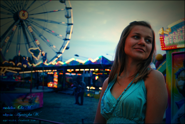 fairground photoshoot: Ola