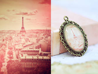 Eiffel Tower Photo Pendant