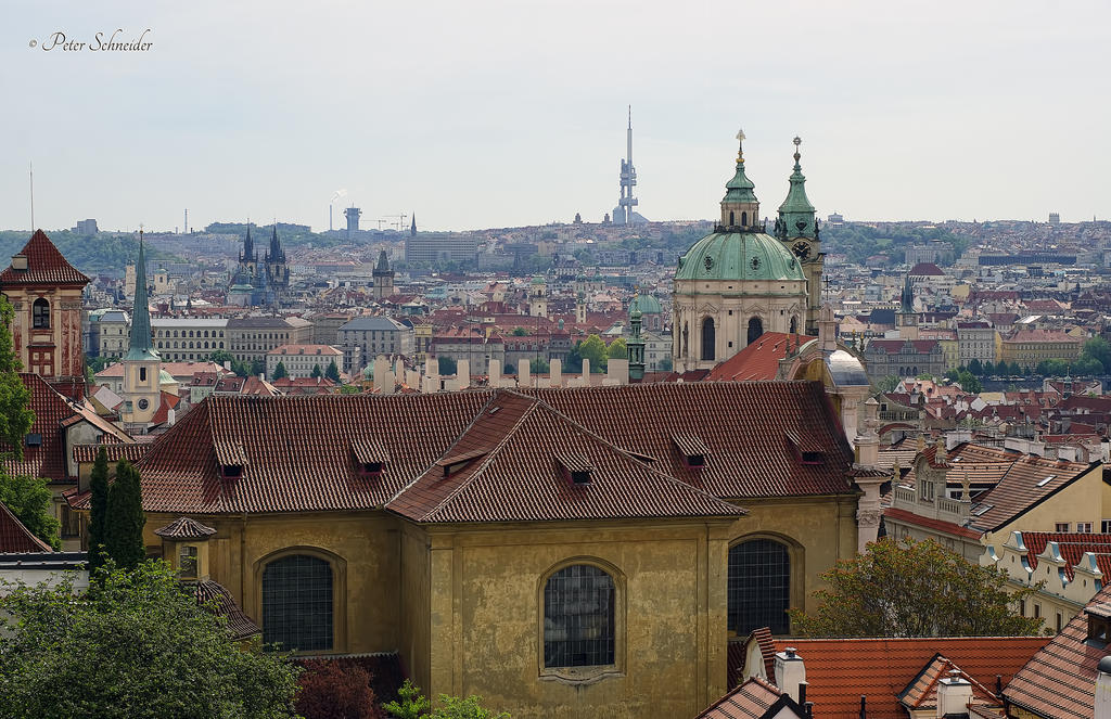 Ower the rooftops(Prag).