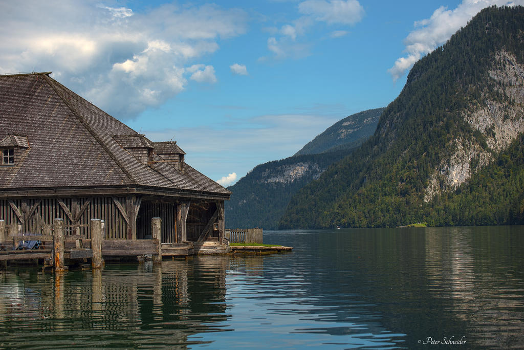 At the lake (II).