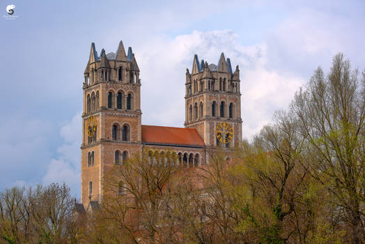 Along the Isar (St.Maximilian).