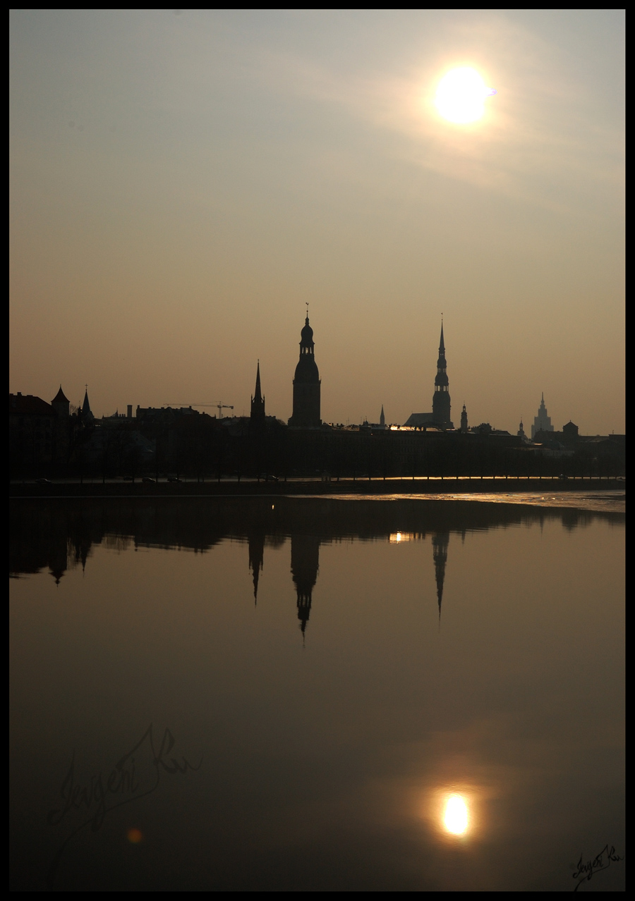 Riga's Mirror