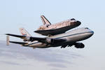Discovery's Final Fly-over by OpticaLLightspeed