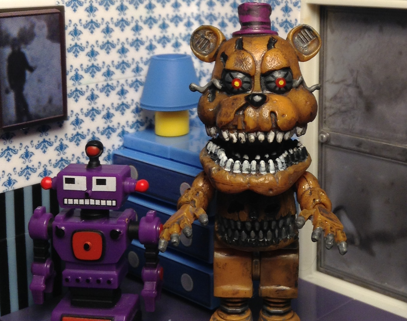 Nightmare fredbear discount action figure