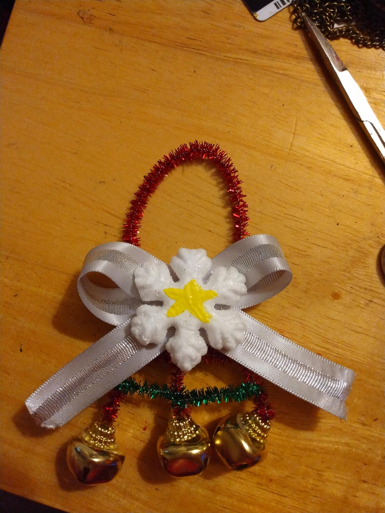 Jingle Pipe Cleaner Ornament. by catdragon4 on DeviantArt