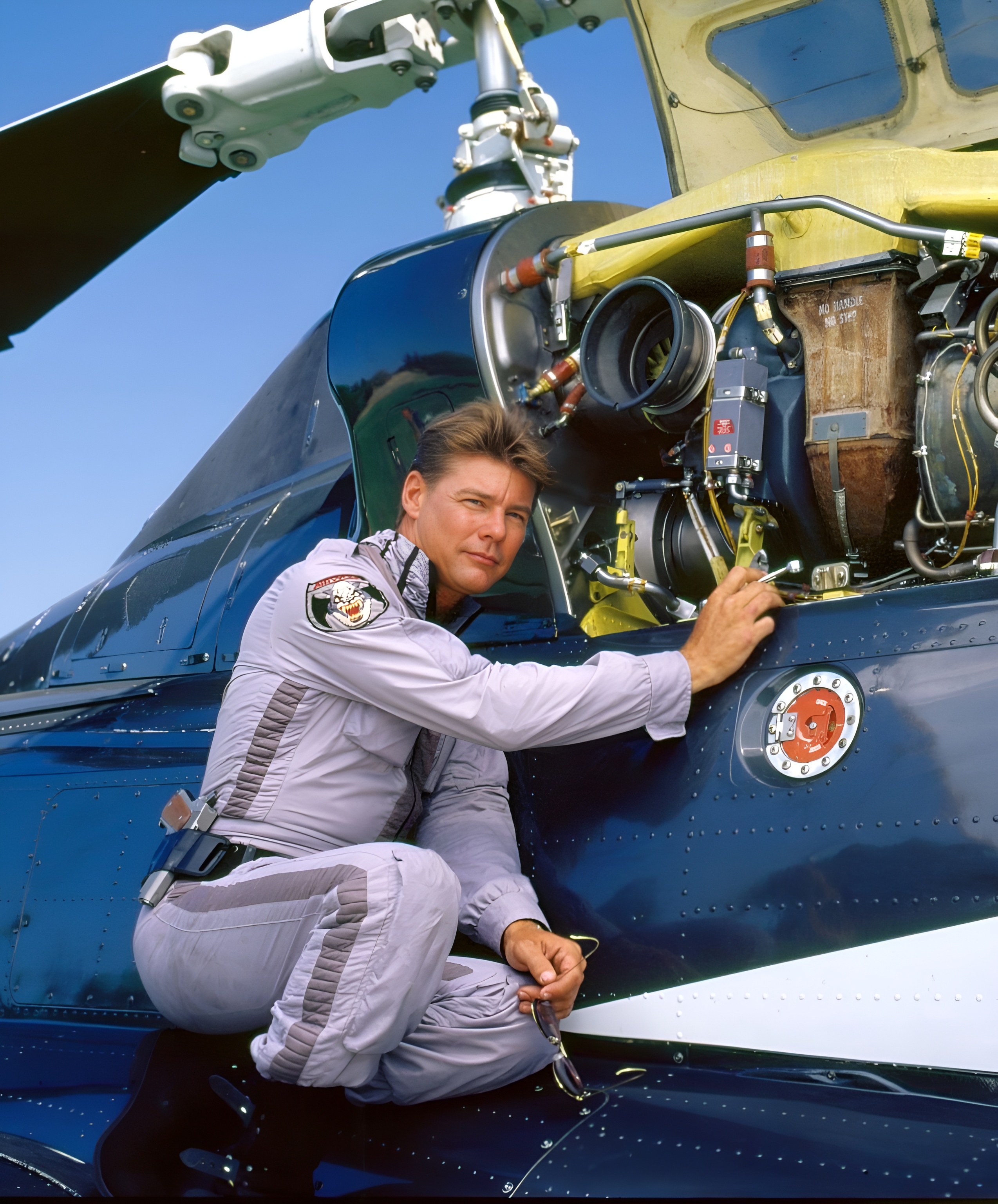 Stringfellow Hawke - Airwolf by Ibiritrekker on DeviantArt