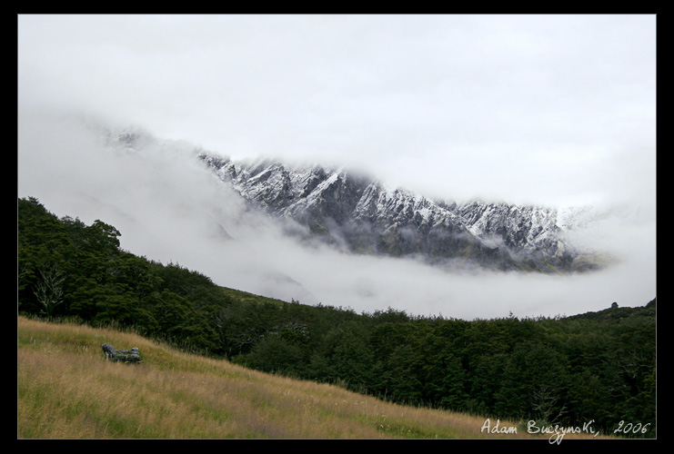 The hidden mountains