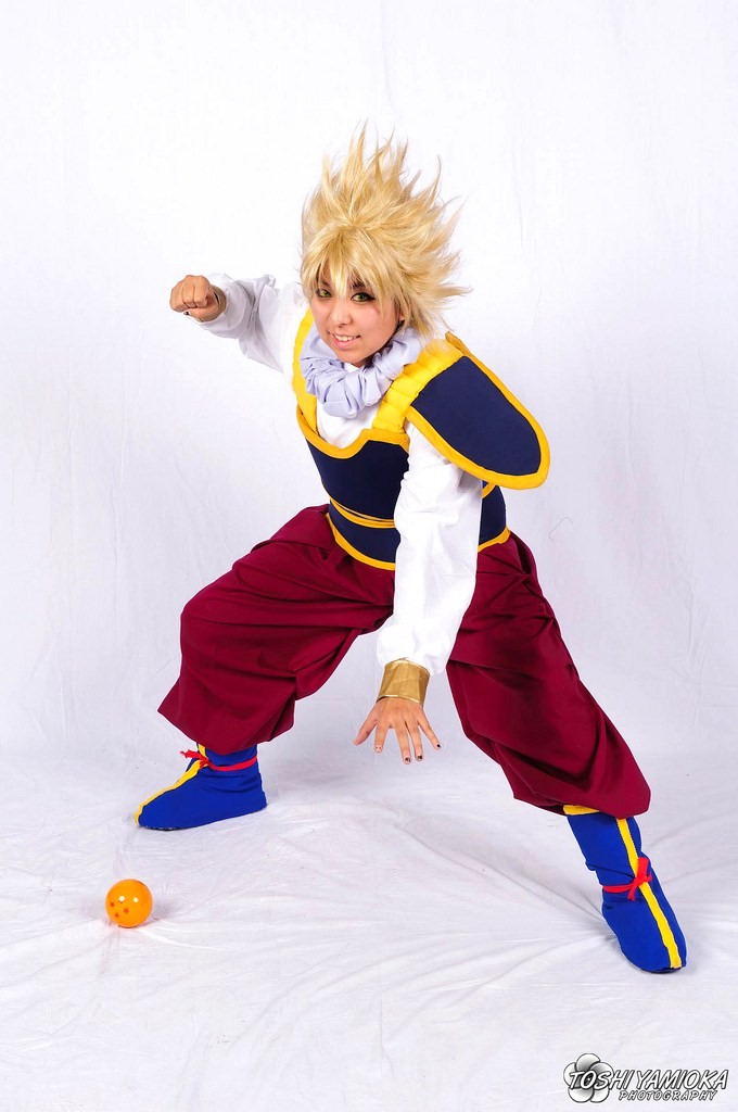 Yardrat Goku Cosplay