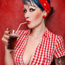 Pin-up girls loves cola