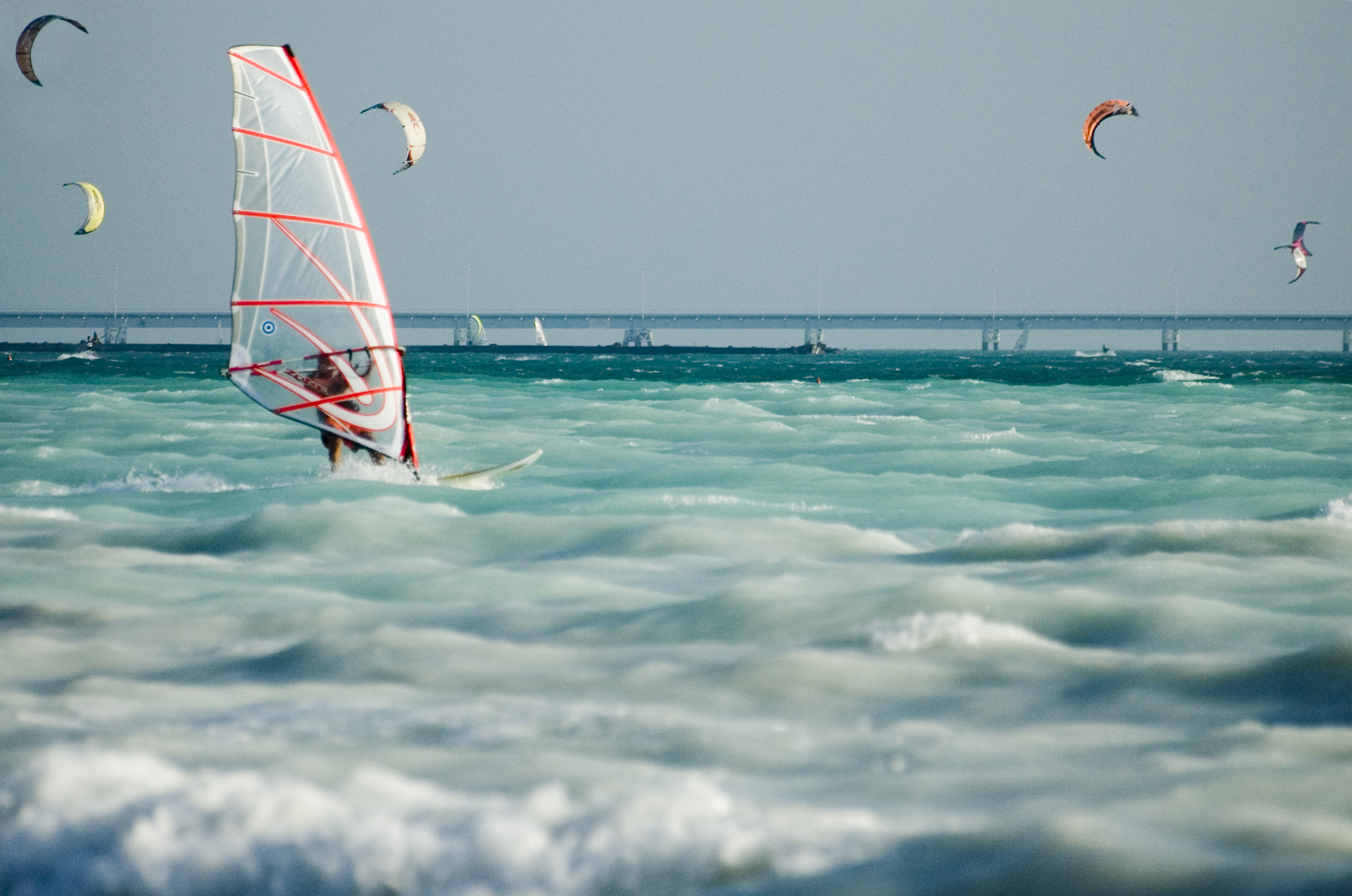 windsurf