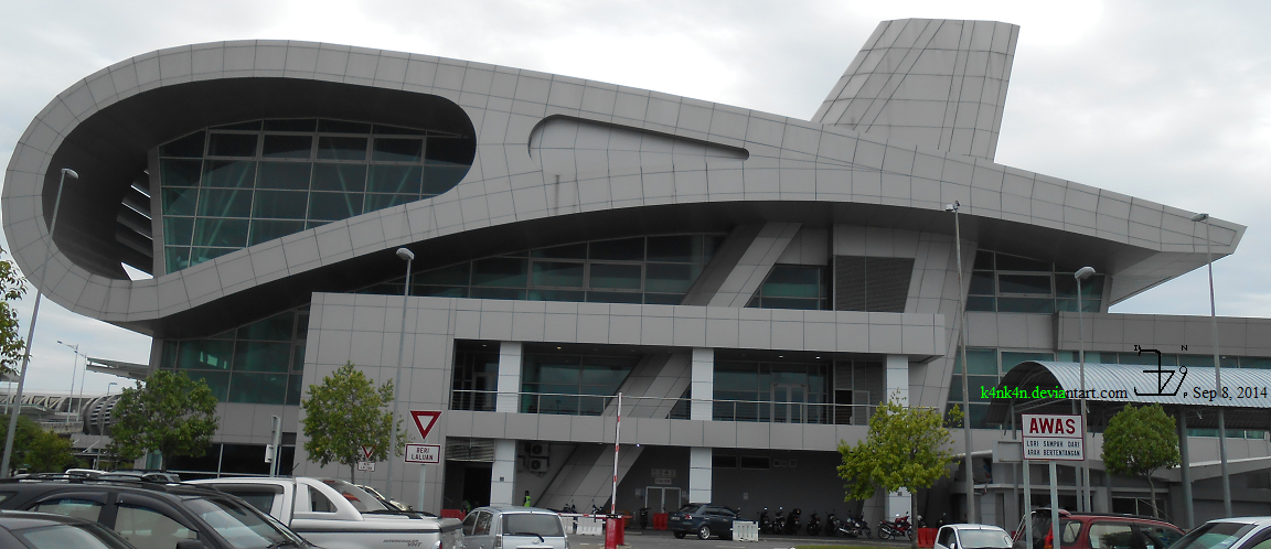 Kota Kinabalu International Airport building edge