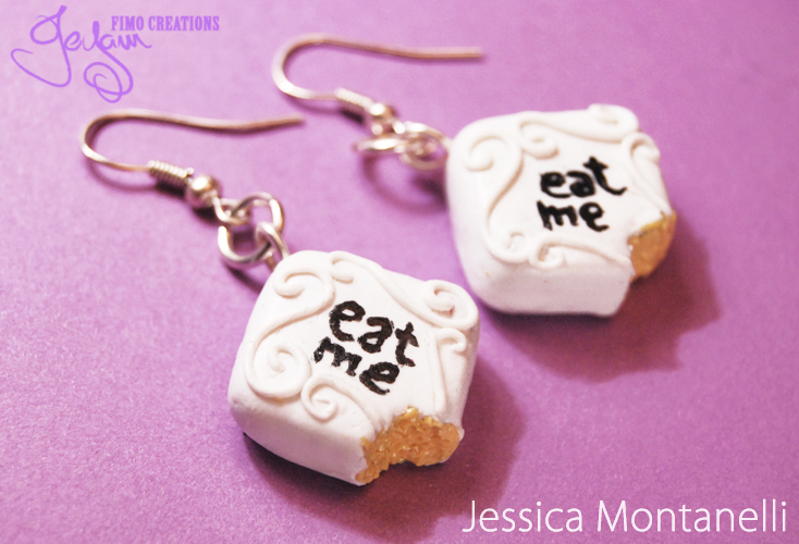 'Eat me' cake - Earrings