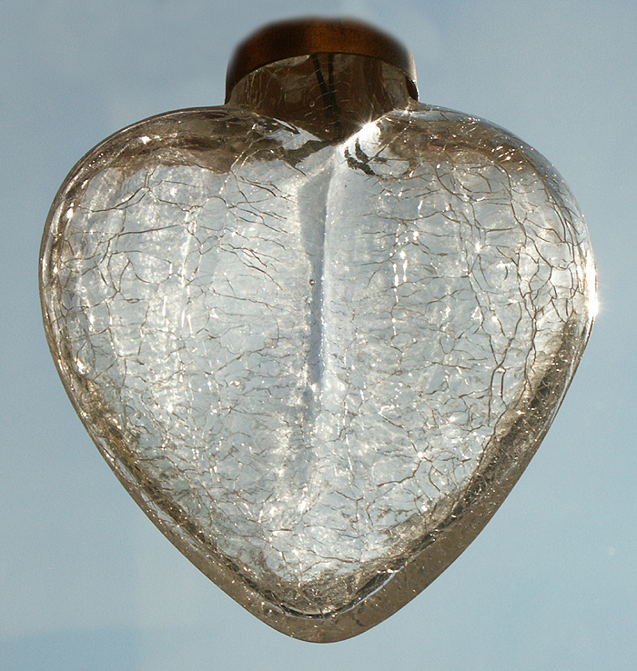 STOCK - glass heart 01