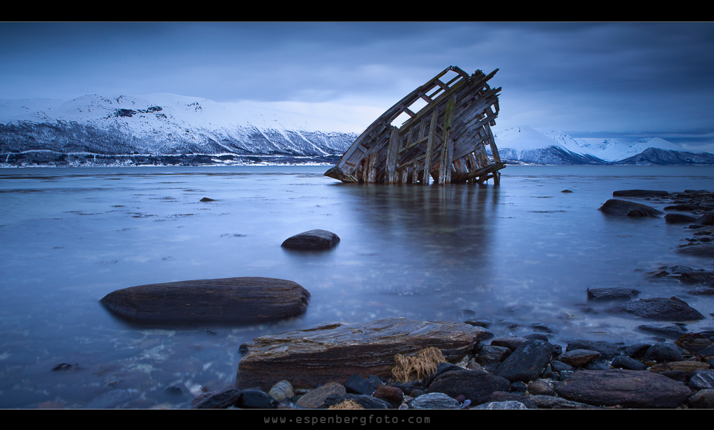 Shipwreck bay