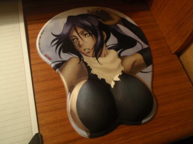 yoruichi mouse pad