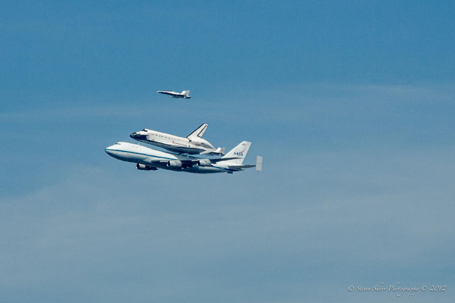 Space Shuttle Endeavor Flyover 6