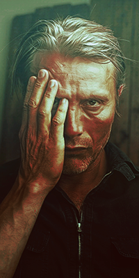 Mads Mikkelsen as Anthony Avery