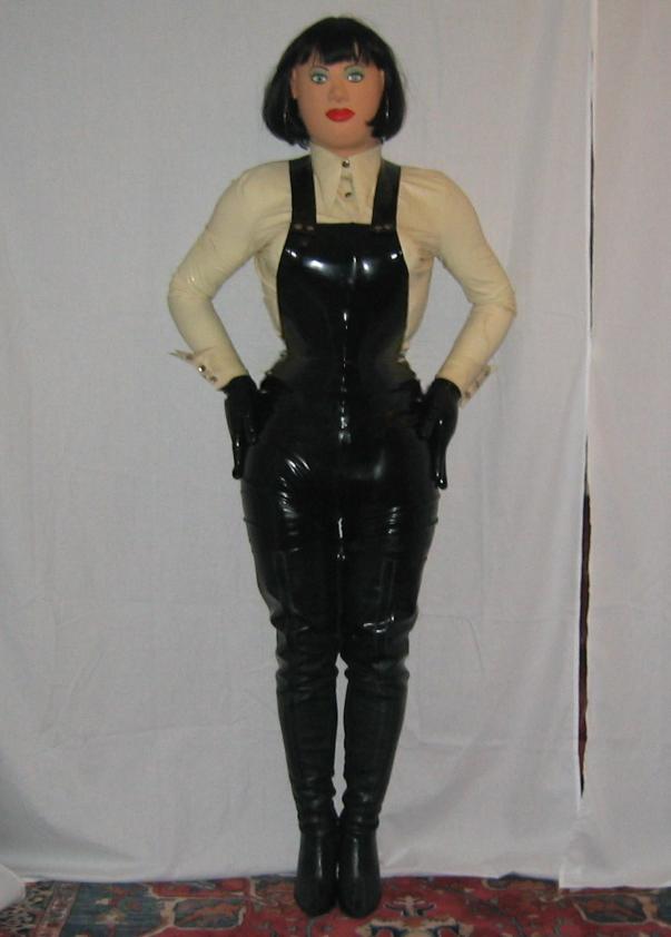 Rubber bib-pant and blouse