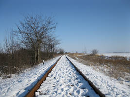 Railway under snow2