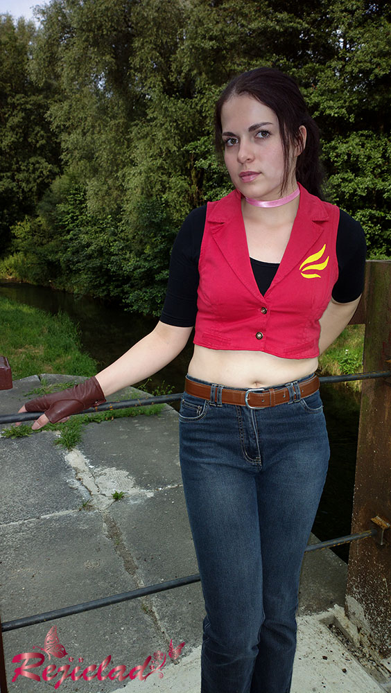 My Claire Redfield Cosplay from RE CODE: Veronica : r/residentevil