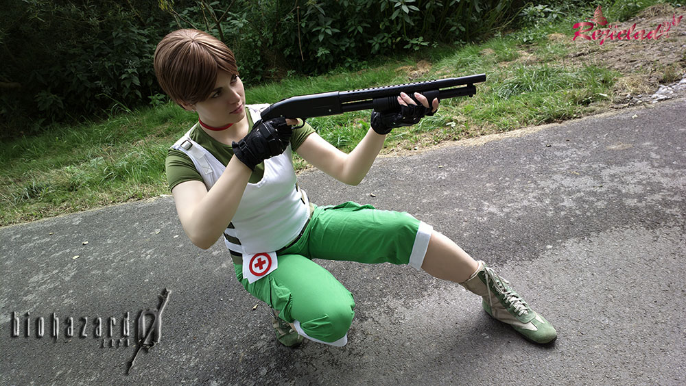 Rebecca Chambers Biohazard cosplay XIV