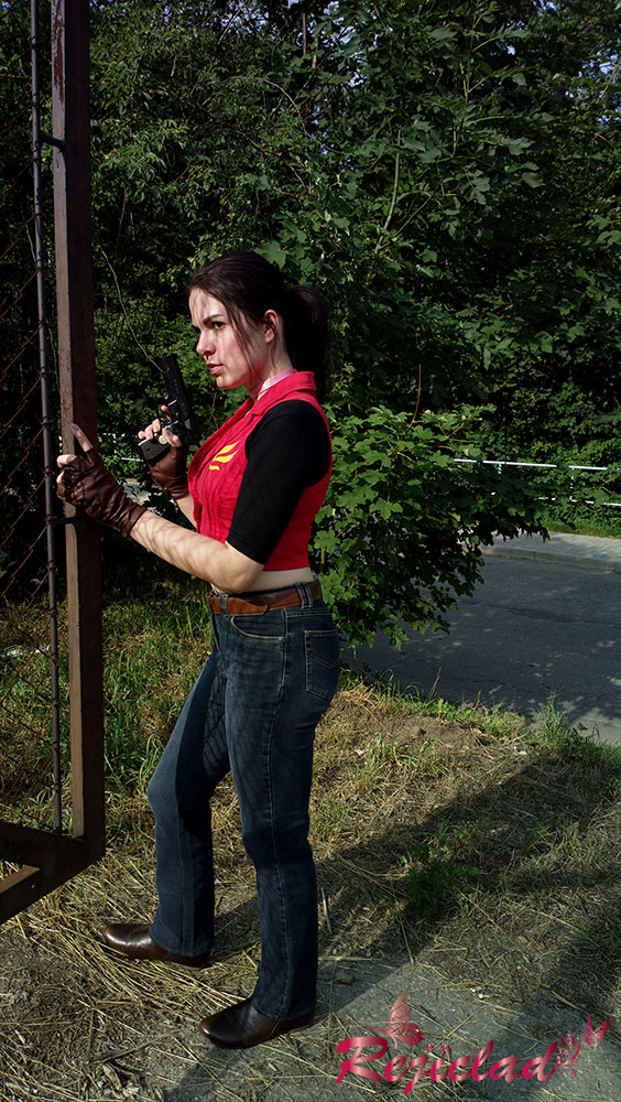 Claire Redfield RE Code Veronica cosplay VII