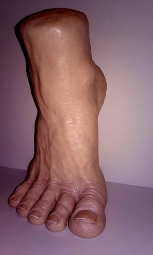 Another Foot Sculpture - Clay Sculpture by RusselCameron