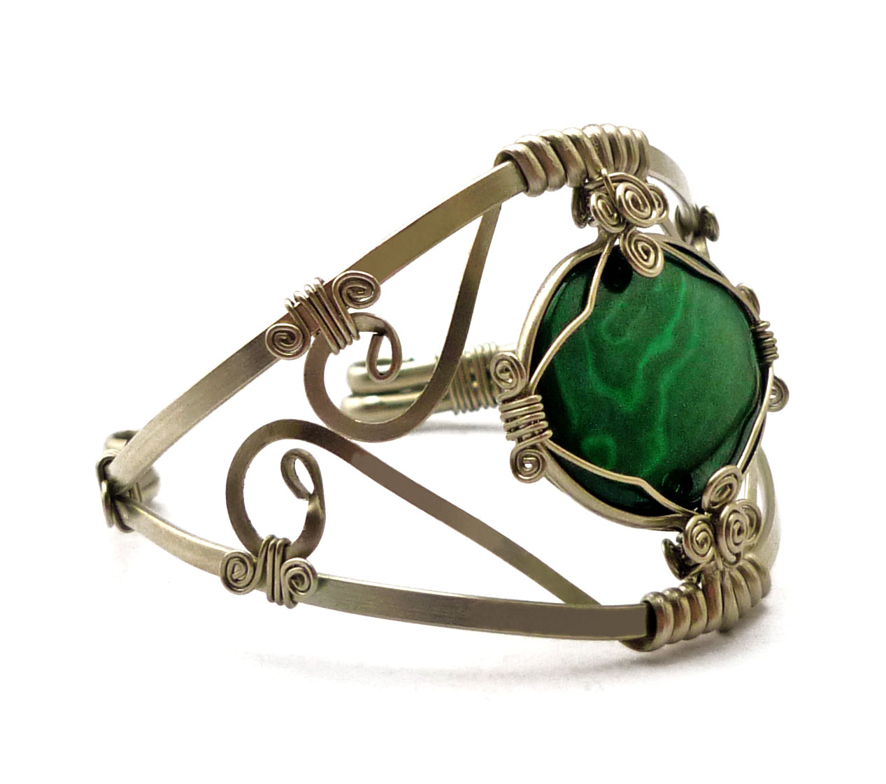 Wire Wrap Bracelet with Malachite stone