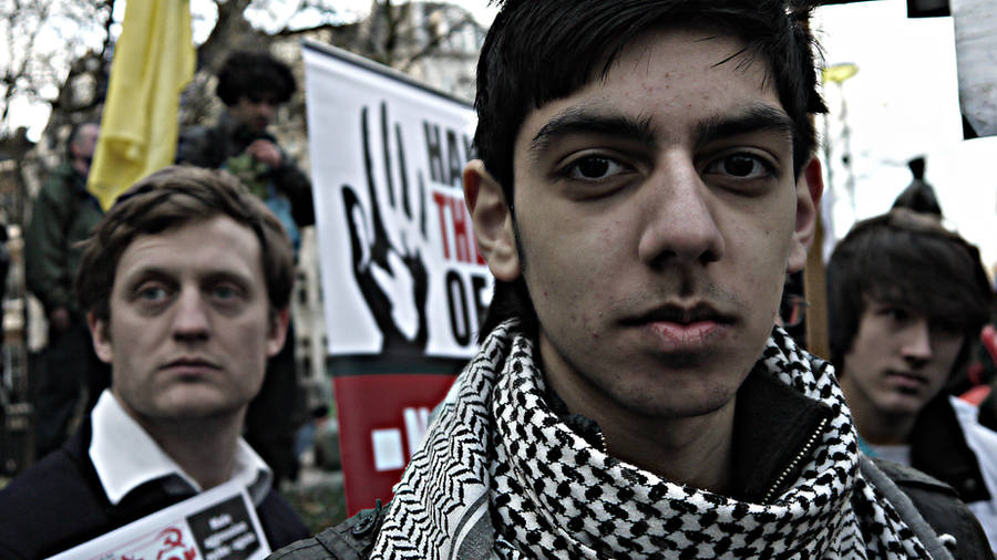 Keffiyeh Guy by slysnakesamhardy