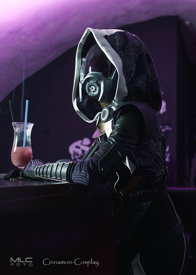 Tali'Zorah cosplay - emergency induction port